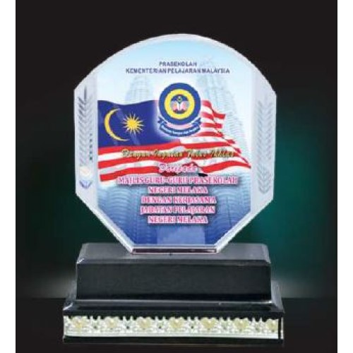 CRYSTAL PLAQUE 140