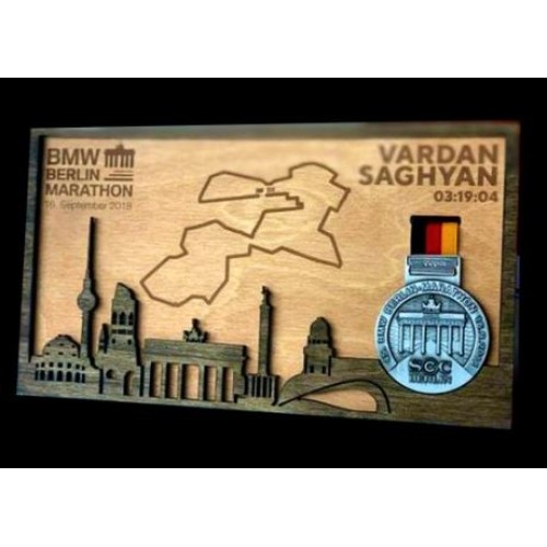 WOODEN AWARD 033 