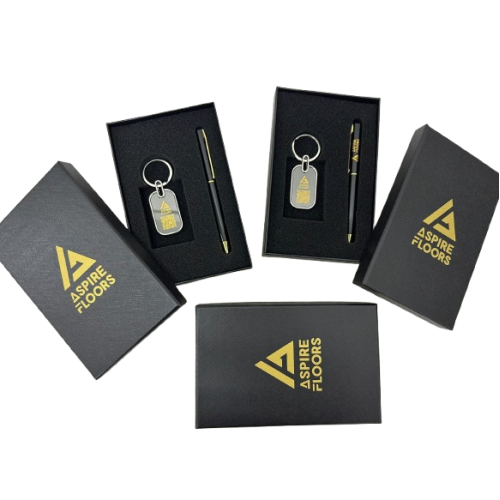 GIFT SET KEYCHAIN + METAL PEN 1309
